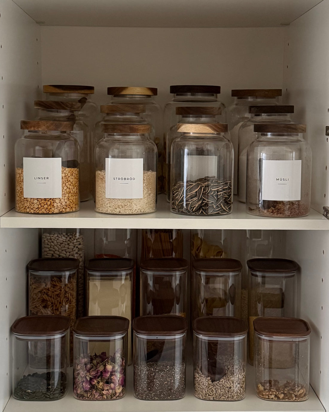 Fyrkantig förvaringsburk Selma med valnötslock set om 3